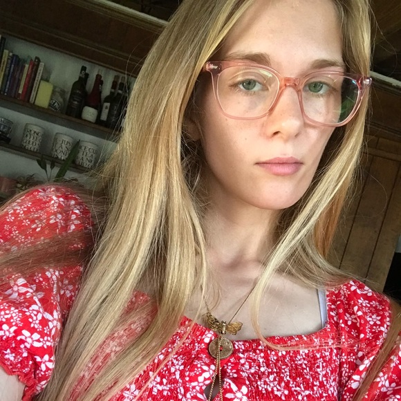 Meet your Posher, Erica - Picture 5 of 5